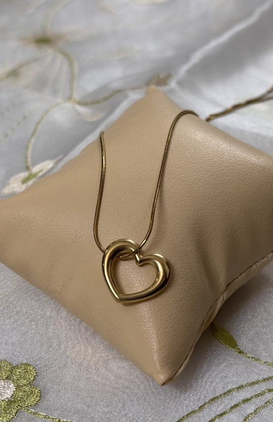 Anti-Tarnish Chain with Heart Pendant - NG004